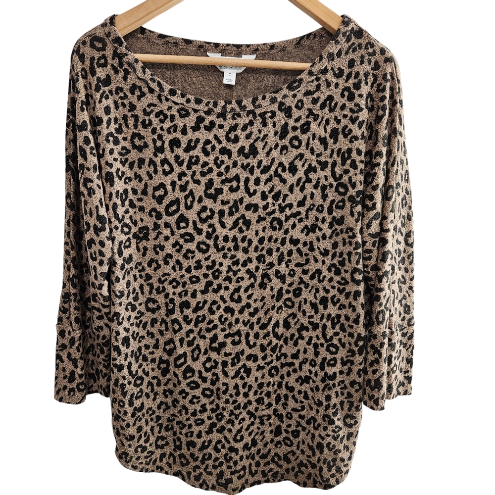 Market & Spruce Women's Shelly  Brushed Knit V-neck Leopard Print Top
